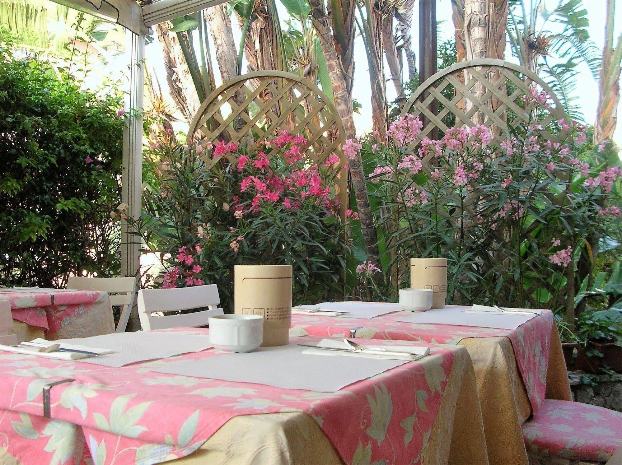 Hotel Della Punta Bordighera Exteriér fotografie